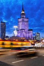 Warszawa lokalizacja, która zarabia